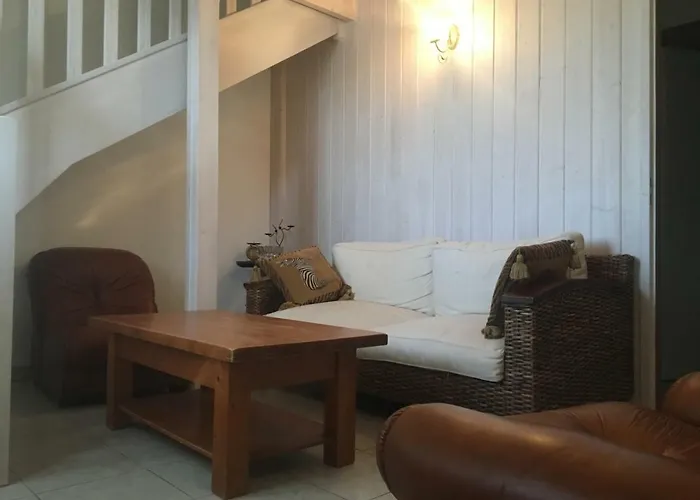 Chambres D'hotes Les Templiers Bed & Breakfast